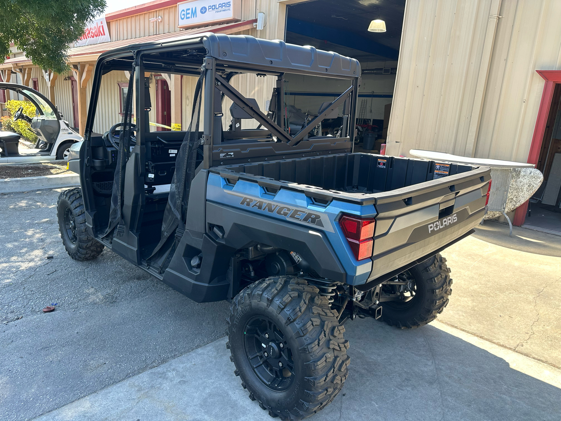 2025 Polaris Ranger Crew XP 1000 Premium in Paso Robles, California - Photo 4