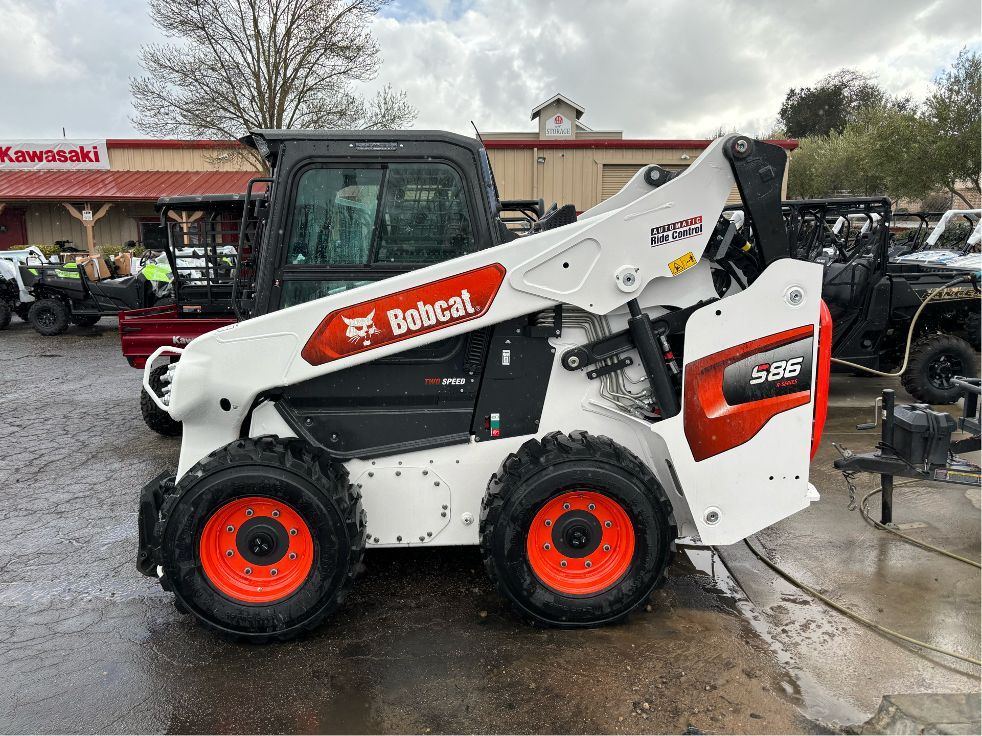 2024 Bobcat S86 Skid-Steer Loader in Paso Robles, California - Photo 2
