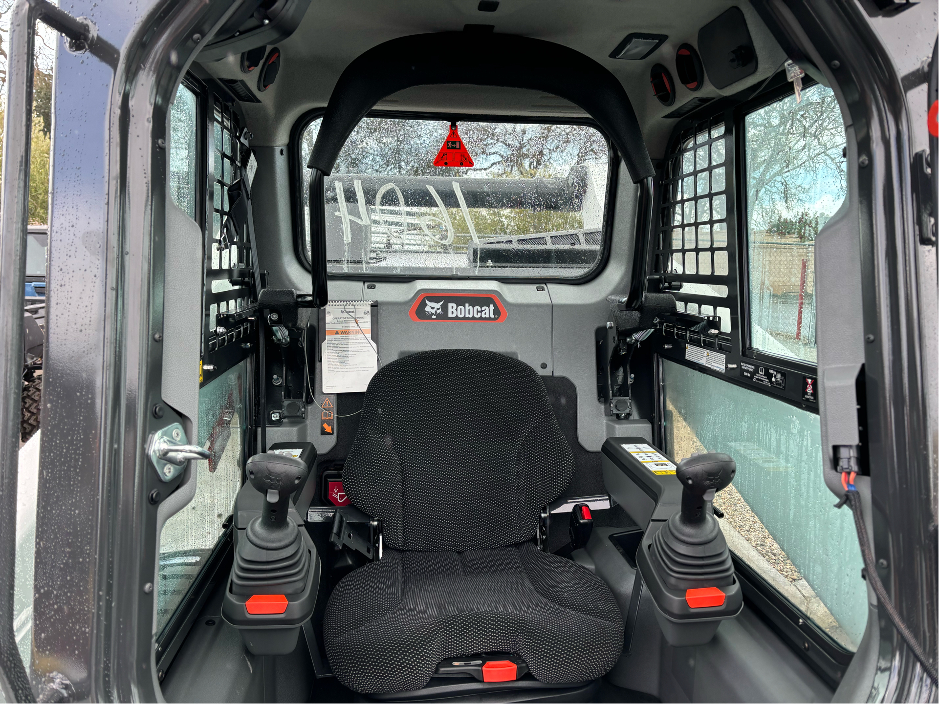 2024 Bobcat S86 Skid-Steer Loader in Paso Robles, California - Photo 5