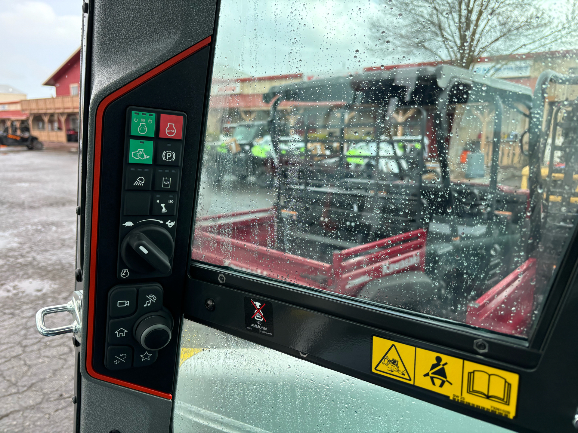2024 Bobcat S86 Skid-Steer Loader in Paso Robles, California - Photo 7