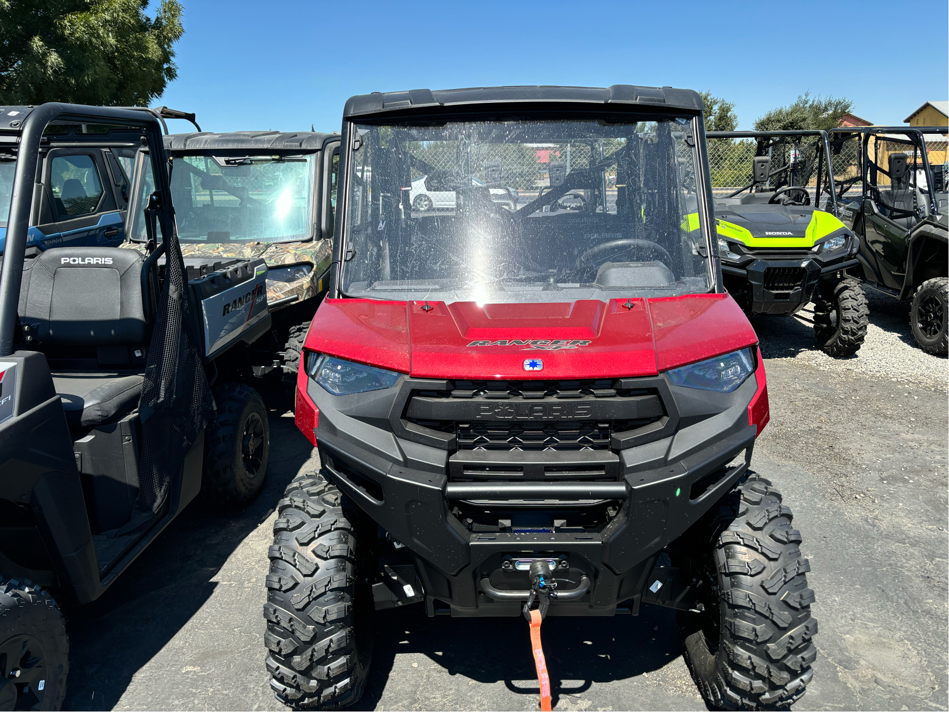 2025 Polaris Ranger Crew XP 1000 Premium in Paso Robles, California - Photo 2