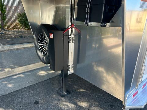 2025 4-STAR TRAILERS 7X24 DELUXE STOCK GN TRAILER in Paso Robles, California - Photo 7