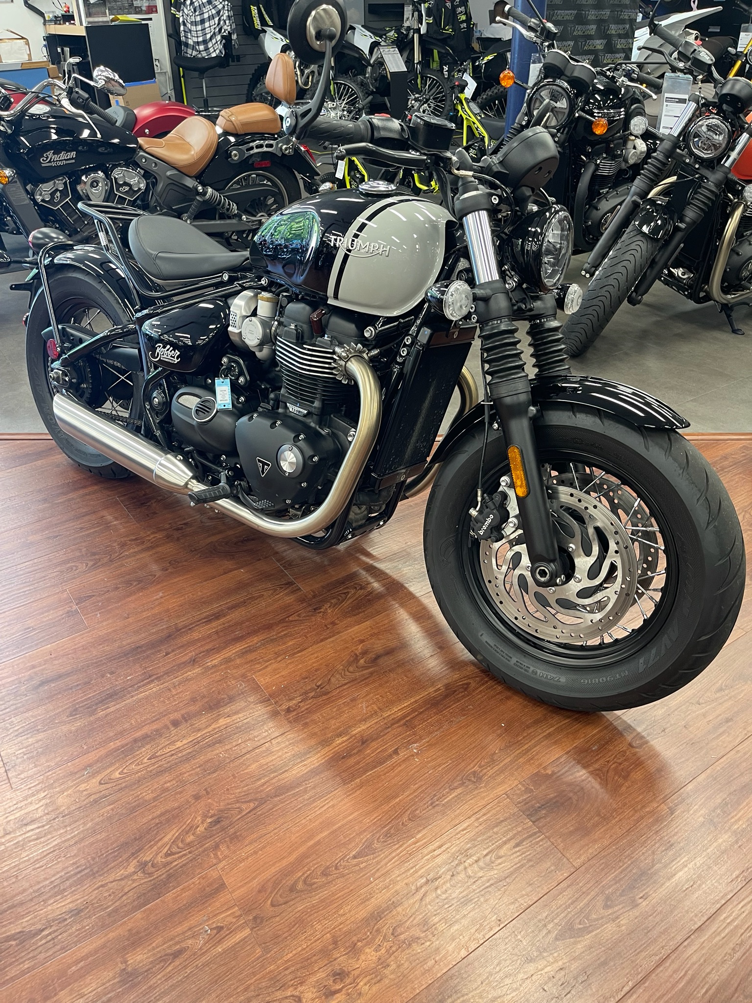 2024 Triumph Bonneville Bobber 2