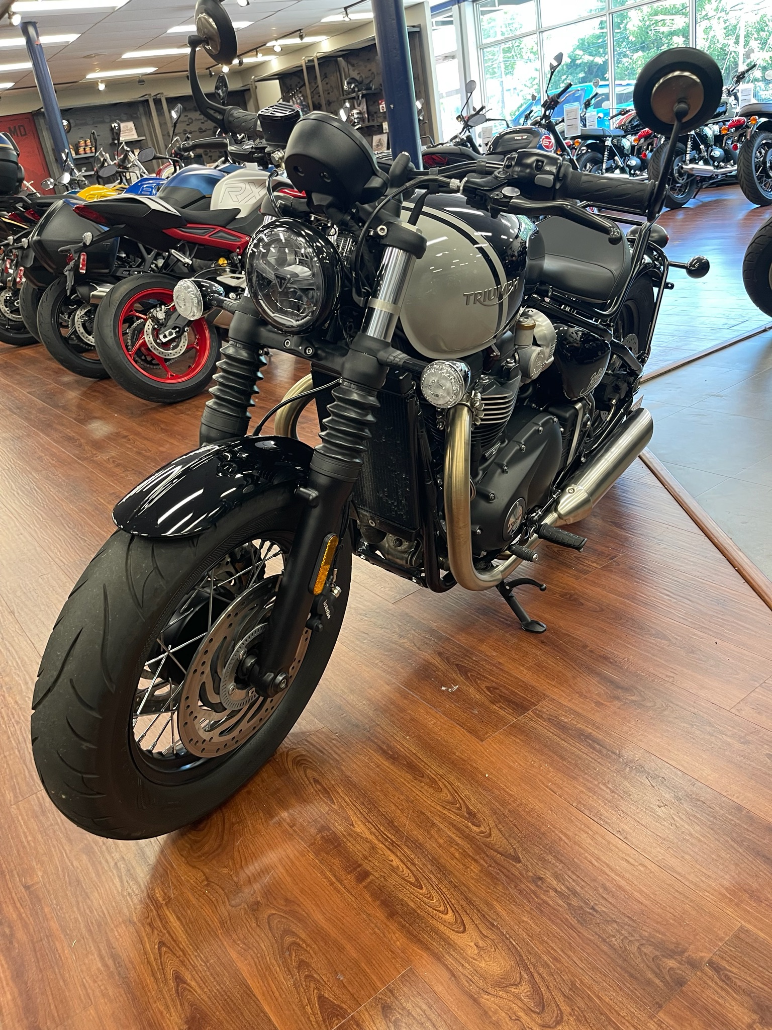 2024 Triumph Bonneville Bobber 3