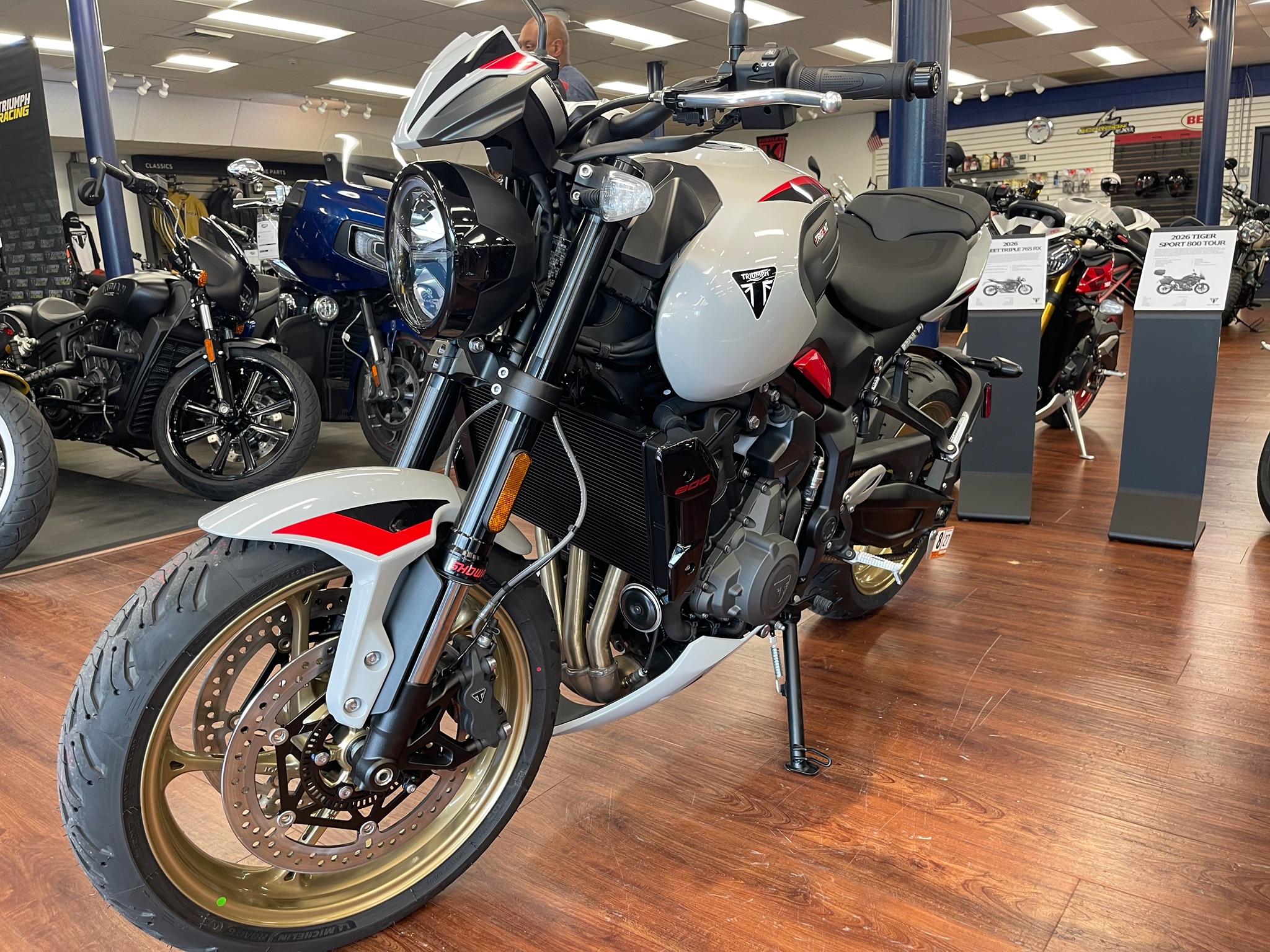 2026 Triumph Trident 800 4