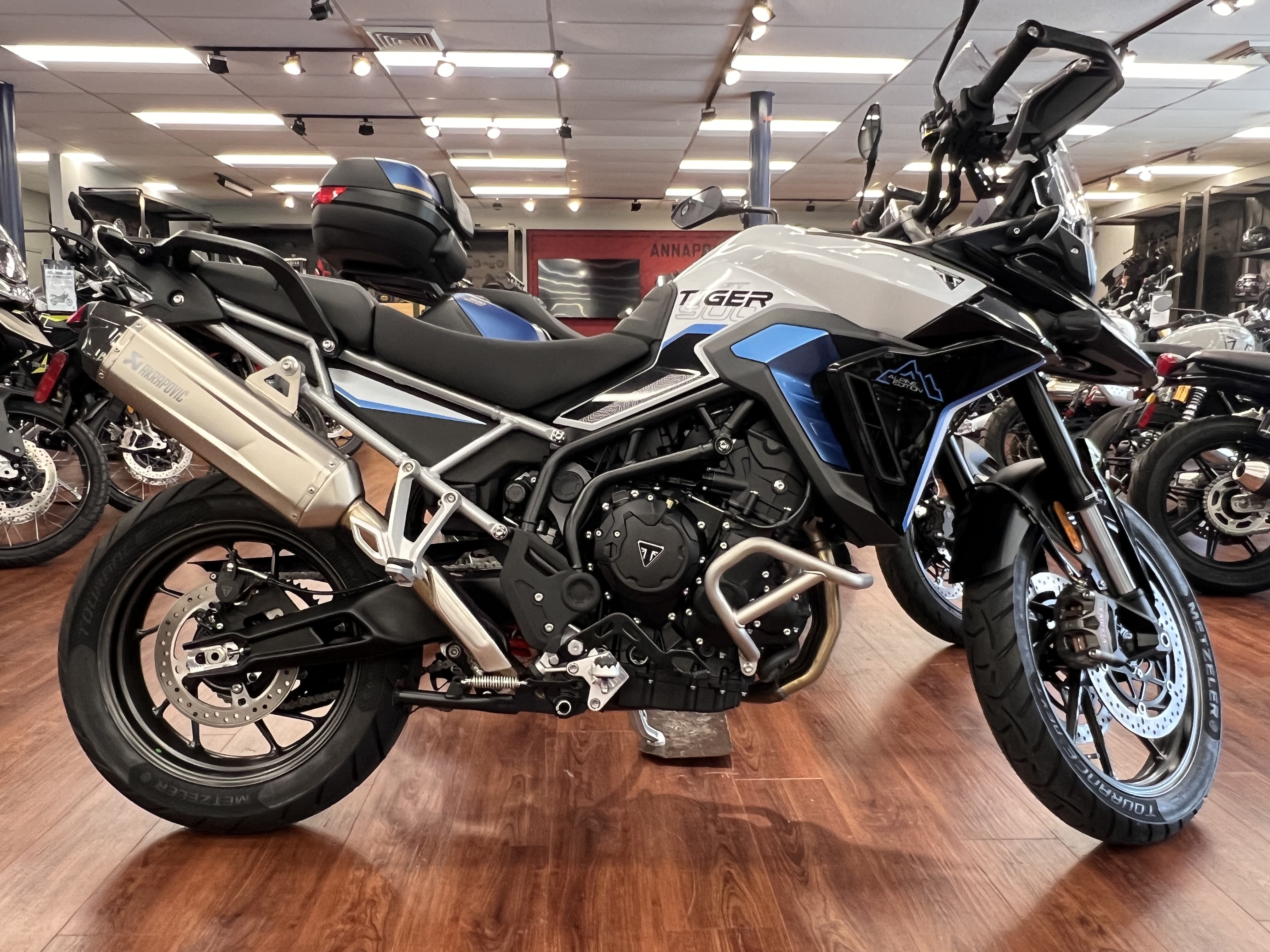 2026 Tiger 900 Alpine Edition