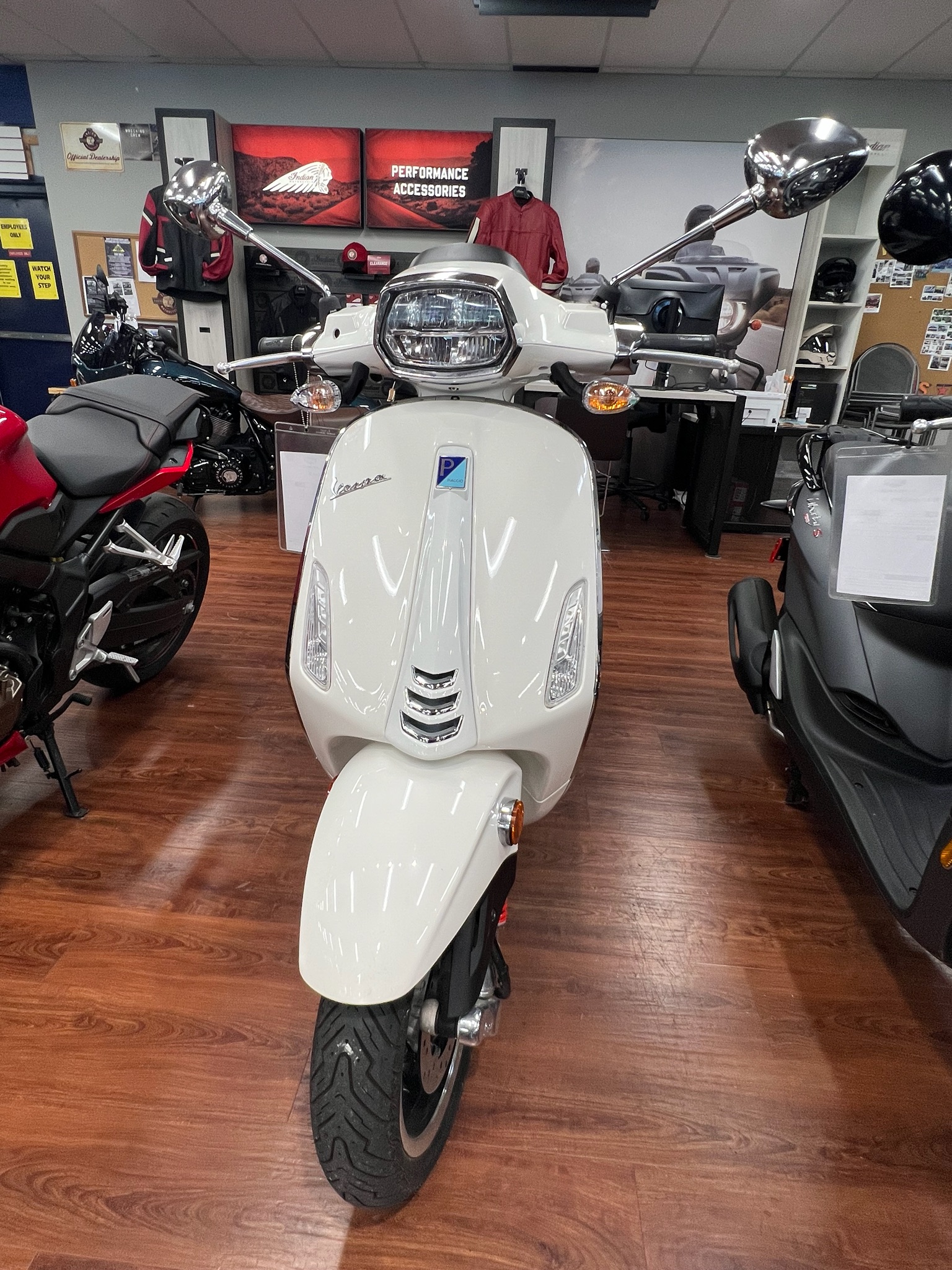 2021 Vespa Sprint 50 7