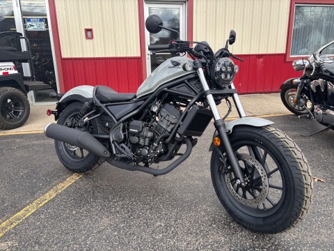 2026 Honda Rebel 300 E-Clutch