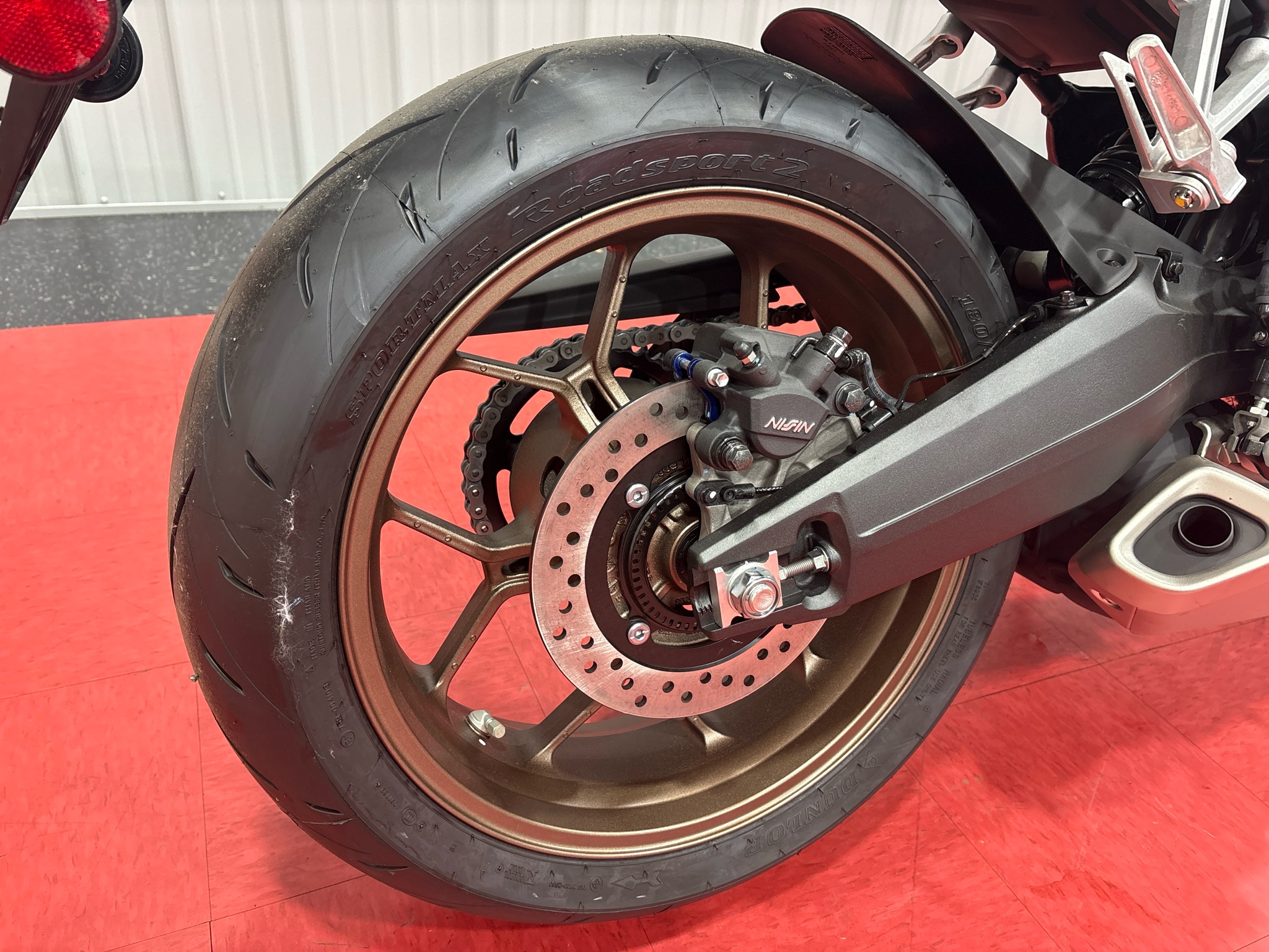 2026 Honda CB650R E-Clutch 6