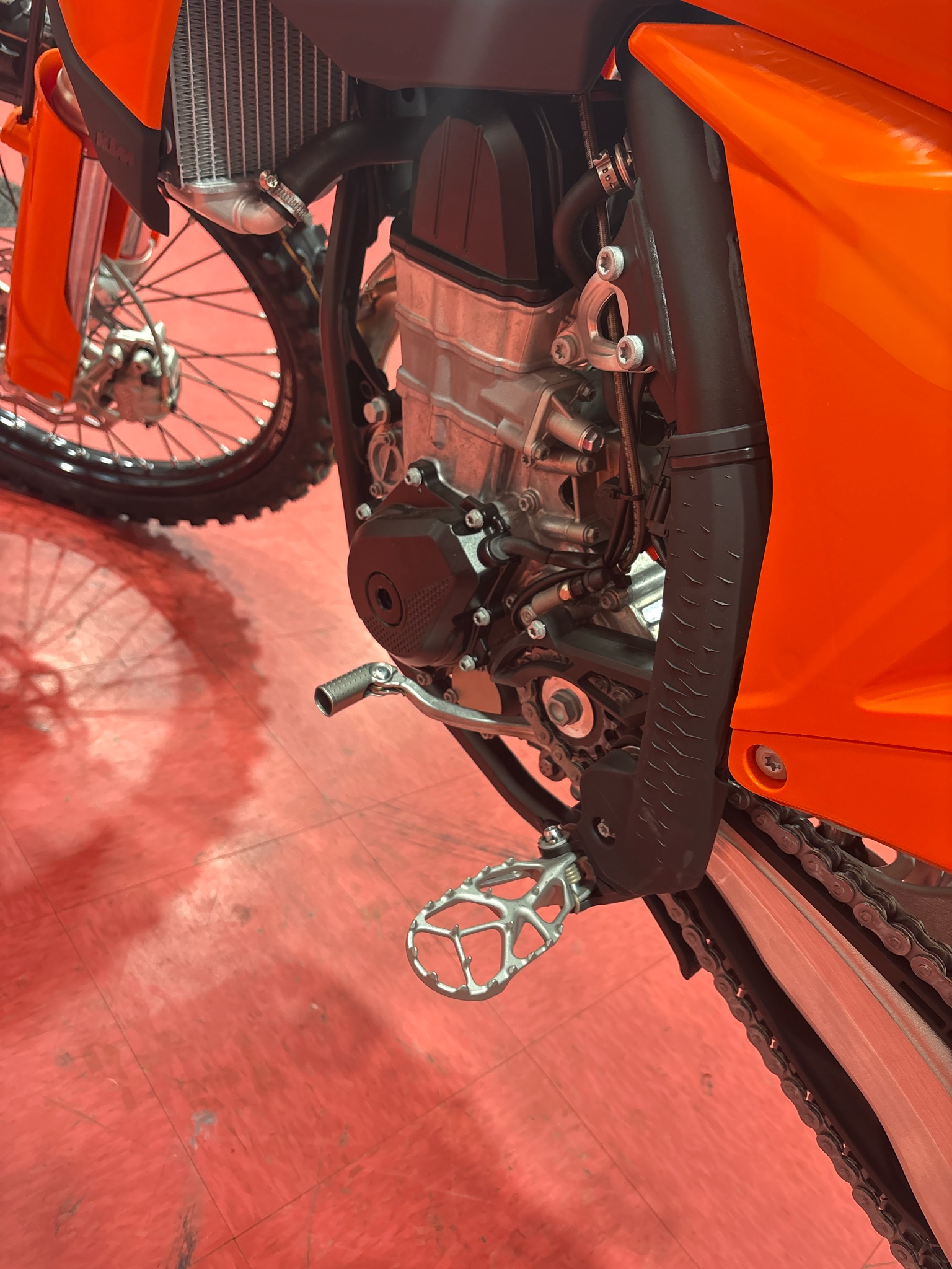 2025 KTM 450 SX-F 9