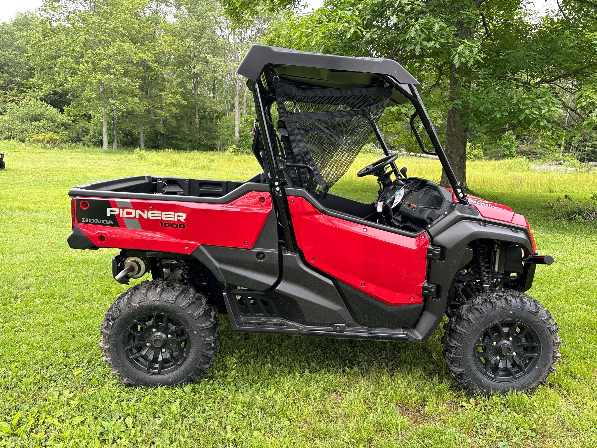 2025 Honda Pioneer 1000 Deluxe 9