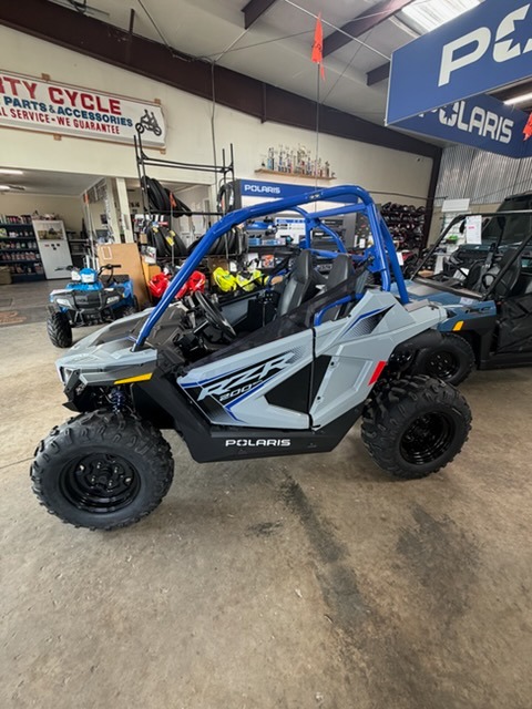 2026 Polaris RZR 200 EFI 1