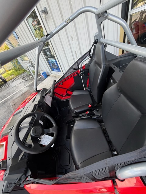 2026 Polaris RZR 200 EFI 3