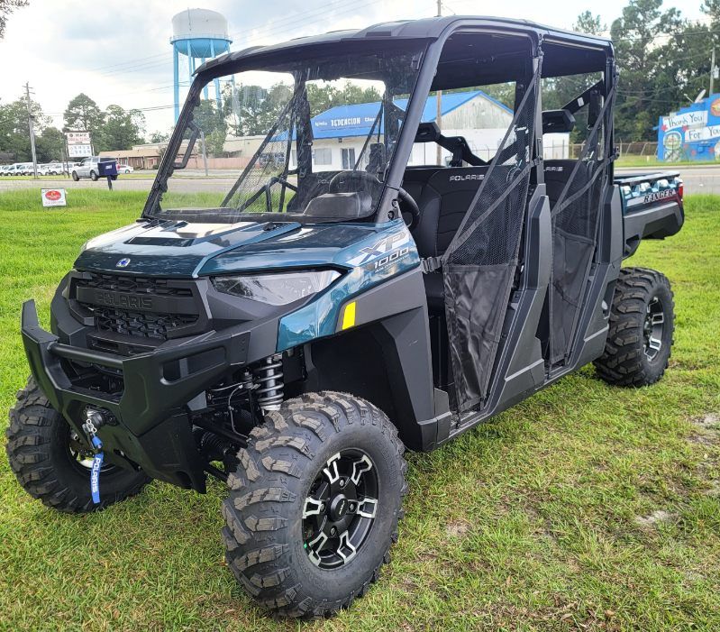 EXILE　フリスビー　USA New 2026 Polaris Ranger Crew XP 1000 Premium Blue Labyrinth