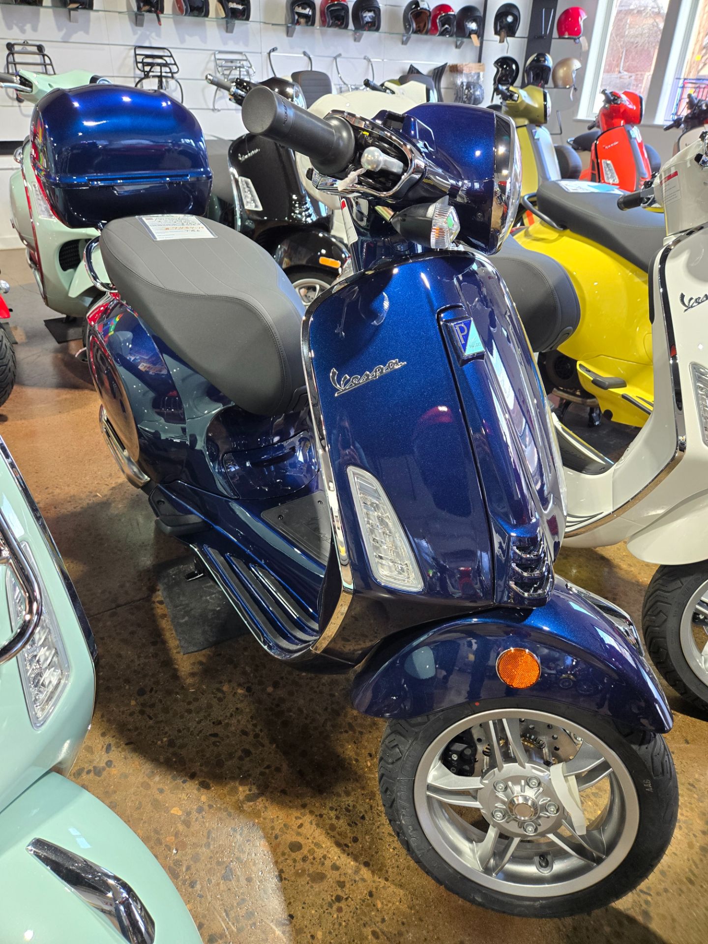 2024 Vespa Primavera 150 1