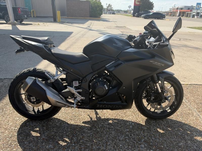 2024 Honda CBR500R ABS 1