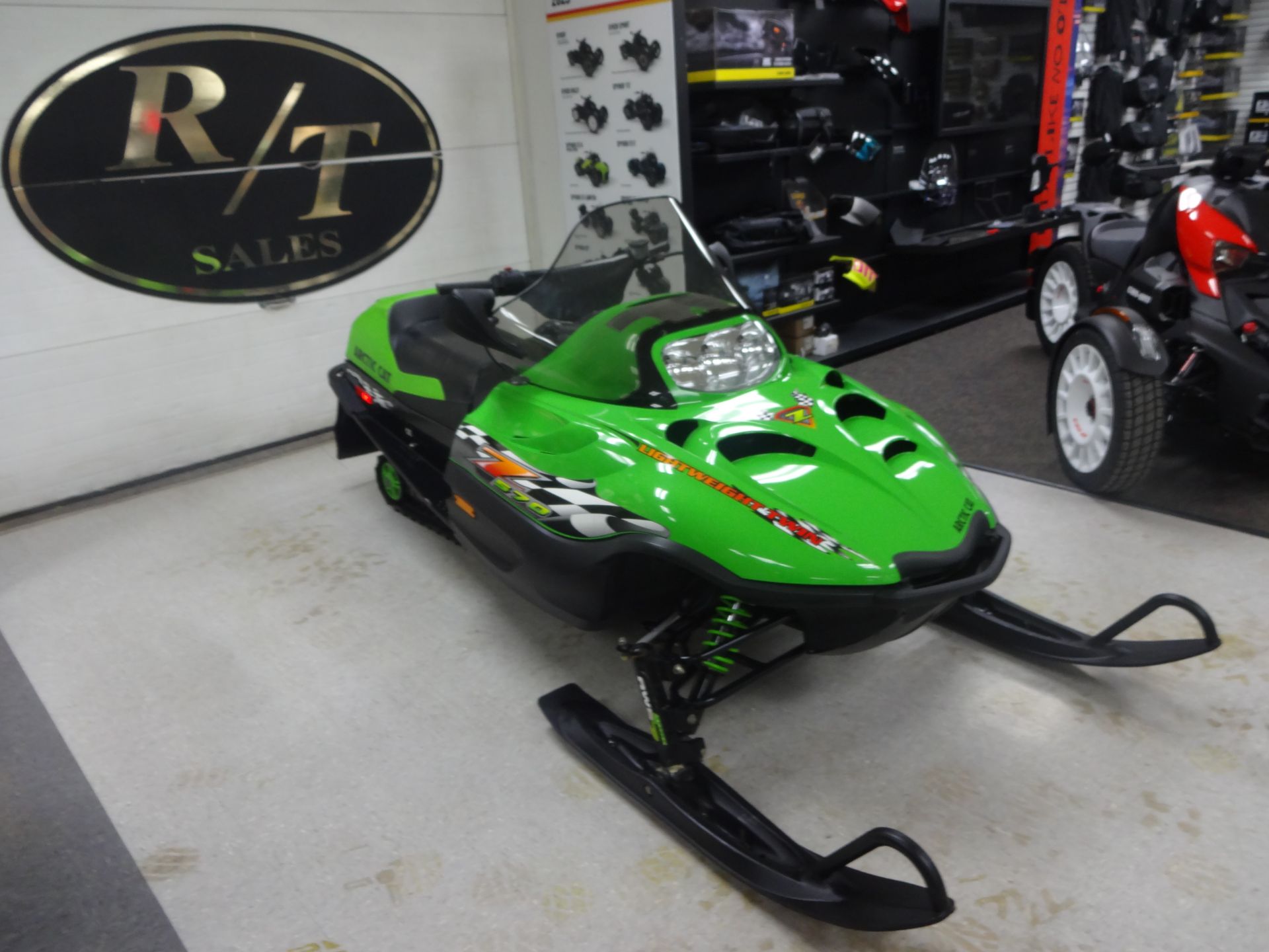 Used 2002 Arctic Cat Z 570 | Snowmobiles in Zulu IN | N/A ZR Green