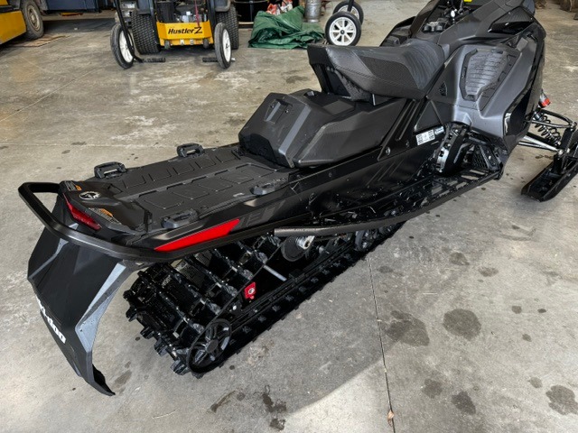 2024 Ski-Doo MXZ X-RS 137 850 E-TEC ES w/ Smart-Shox Ice Ripper 5