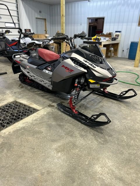 Used 2023 Ski-Doo MXZ X-RS 850 E-TEC ES w/ Smart-Shox Ice Used 2023 Ski-Doo MXZ X-RS 850 E-TEC ES w/ Smart-Shox Ice
