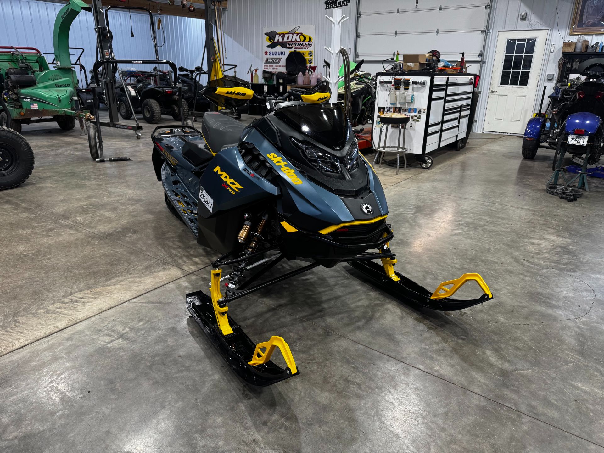 2026 MXZ X-RS w/ Competition Package 600R E-TEC RipSaw 