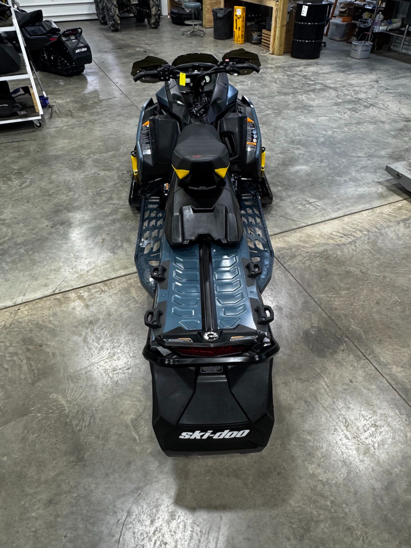 2026 Ski-Doo MXZ X-RS w/ Competition Package 600R E-TEC RipSaw  6