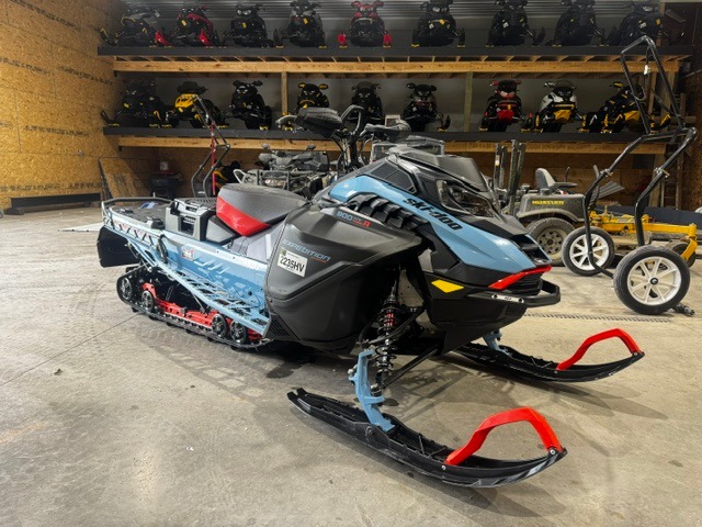 2026 Expedition Xtreme 900 ACE Turbo R ES Cobra WT 1.8