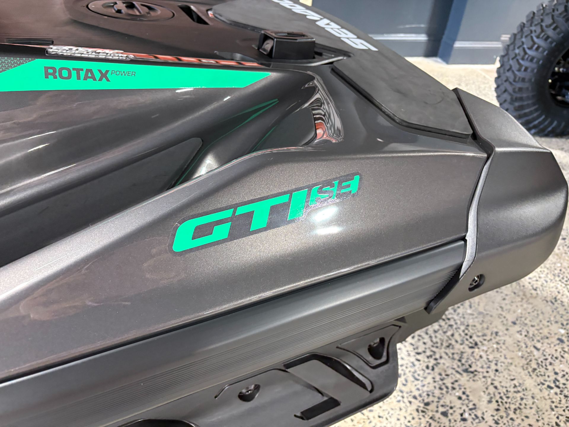 2026 Sea-Doo GTI SE 170 + iDF, iBR 10