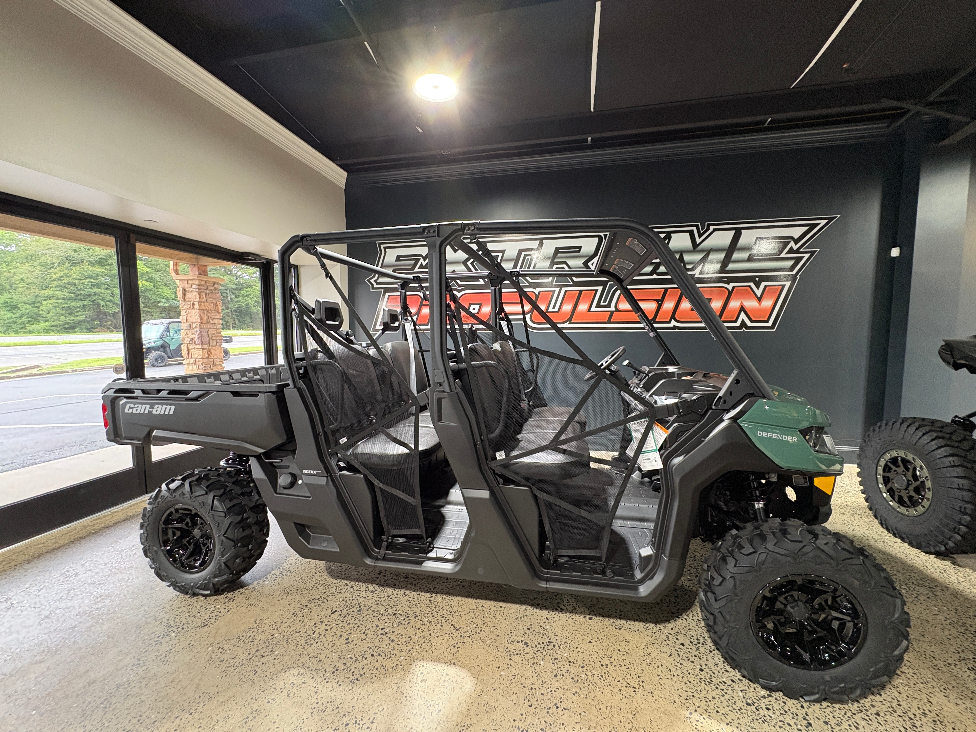 2026 Can-Am Defender MAX DPS HD7