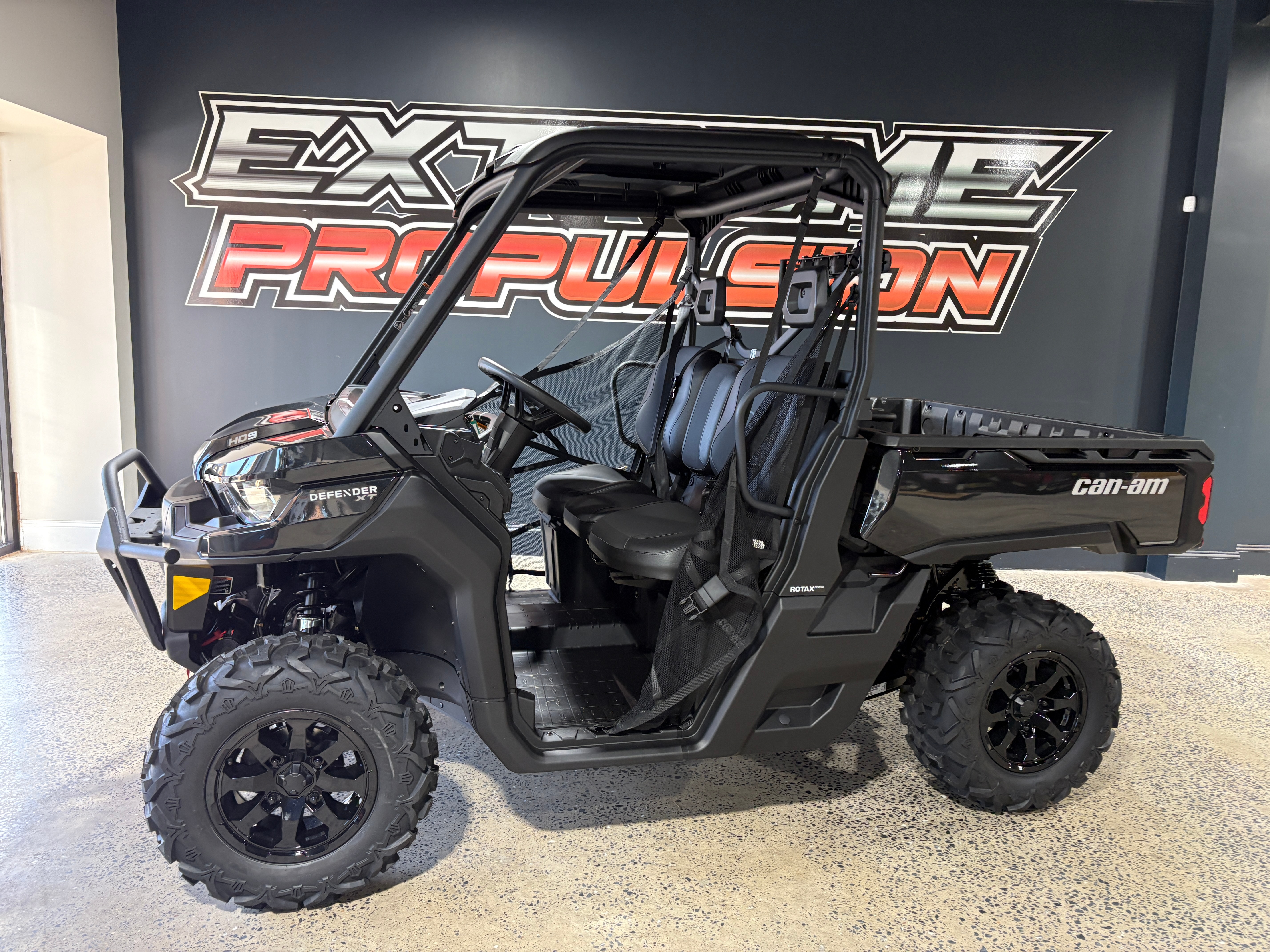 2026 Can-Am Defender XT HD9