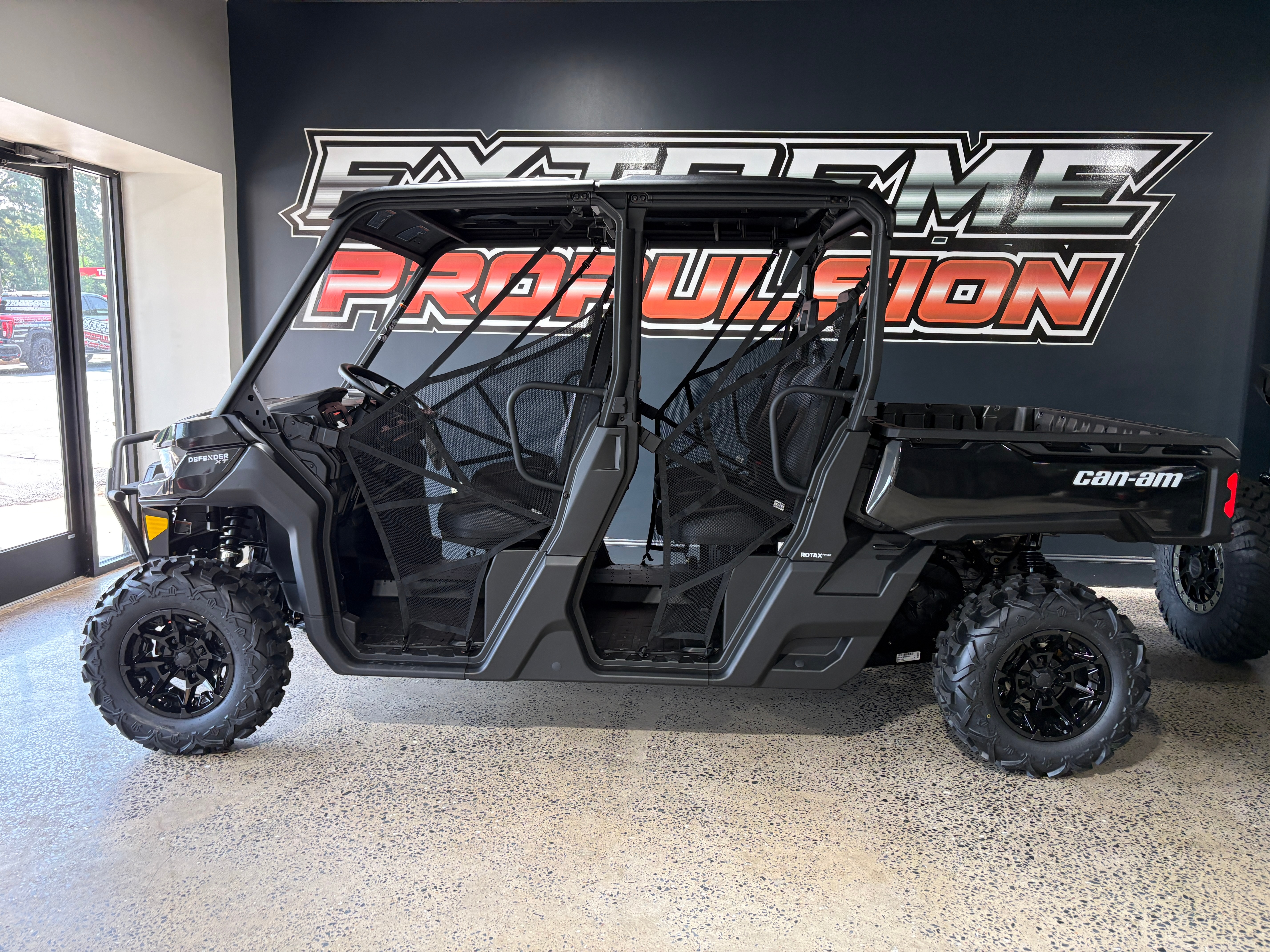 2026 Can-Am Defender MAX XT HD9