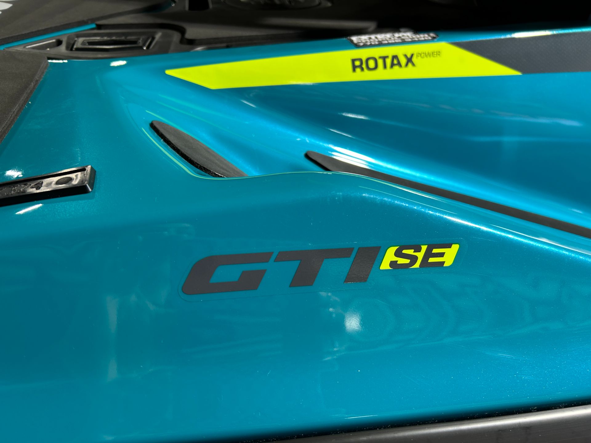 2026 Sea-Doo GTI SE 170 + iDF, iBR 10