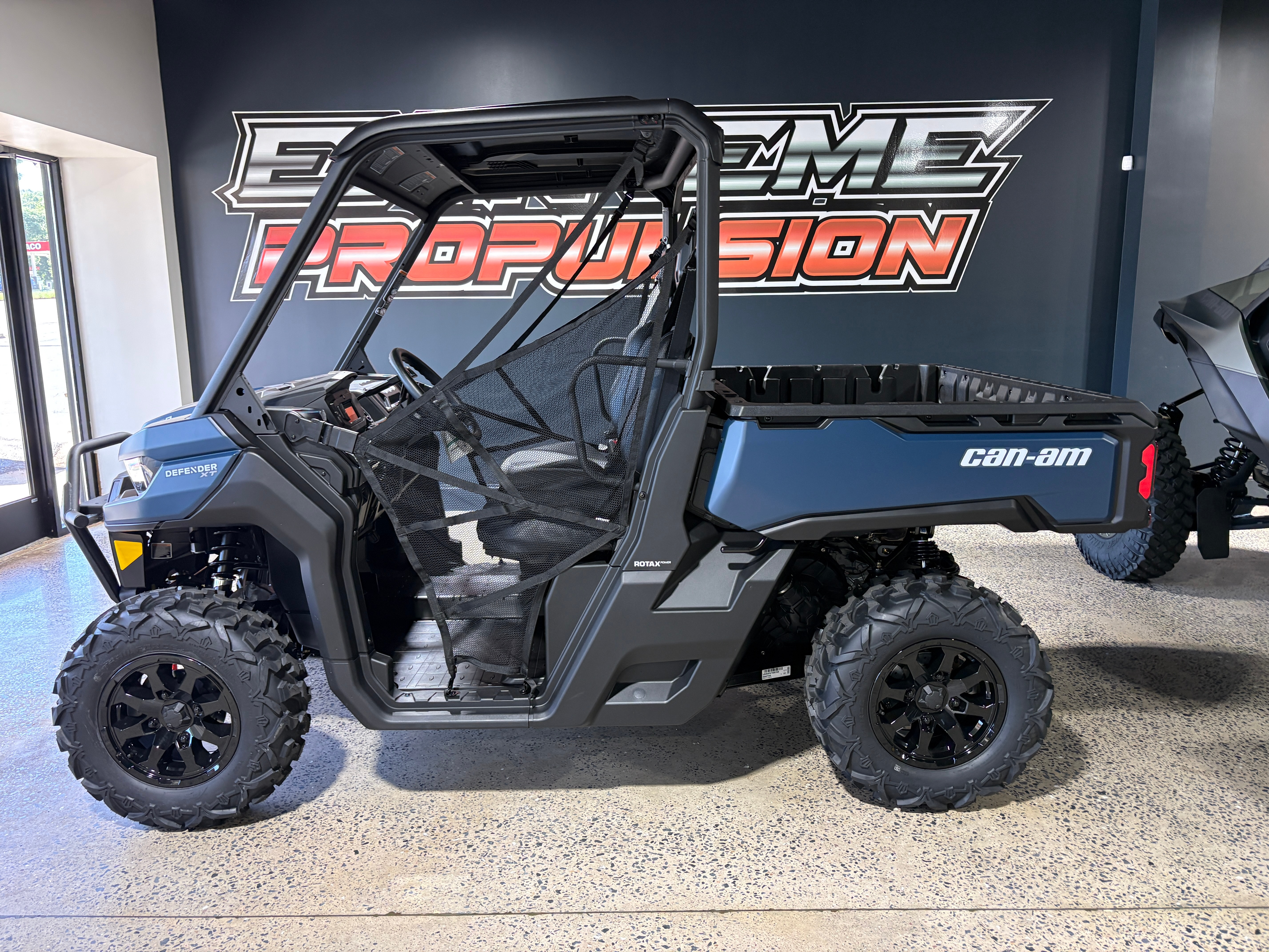2026 Can-Am Defender XT HD9