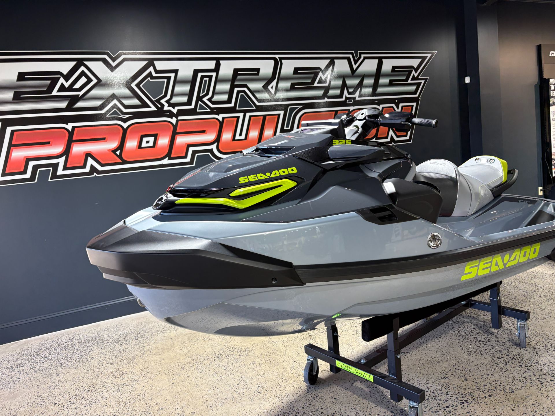 2026 Sea-Doo RXT-X 325 + Tech Package 4