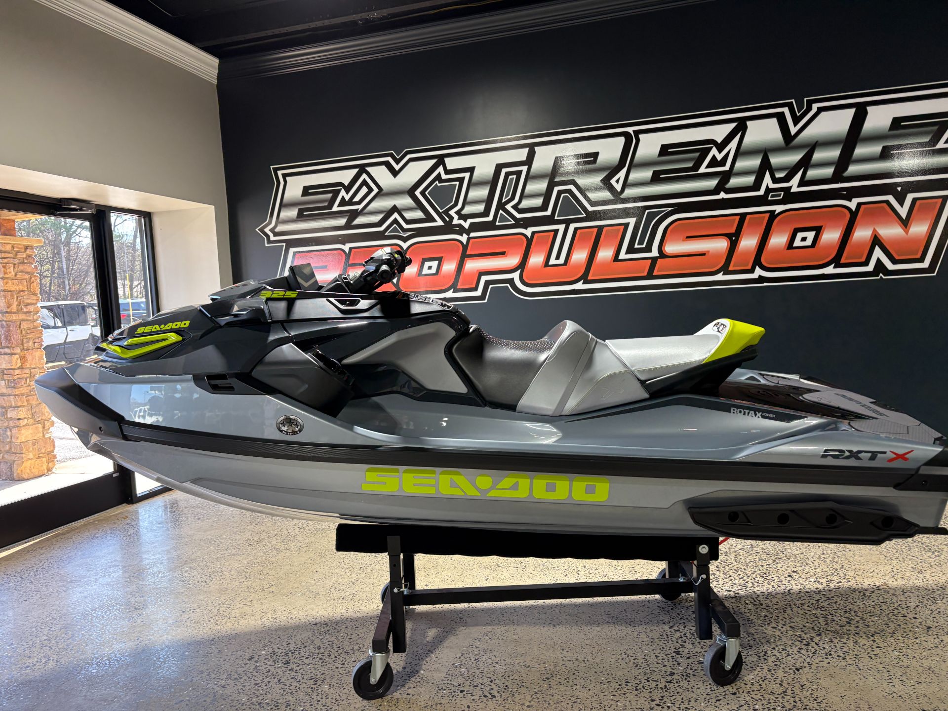 2026 Sea-Doo RXT-X 325 + Tech Package 9