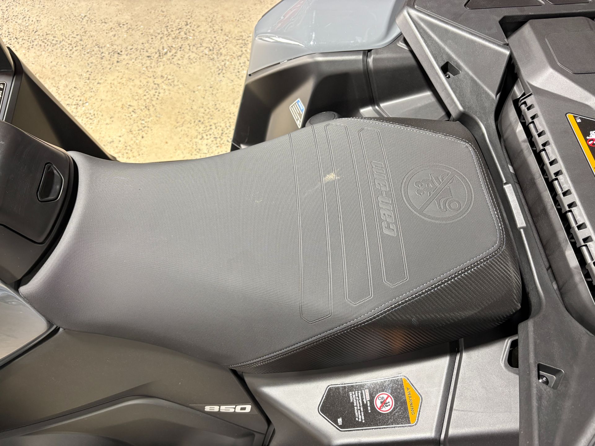 2026 Can-Am™ Outlander DPS 850 5