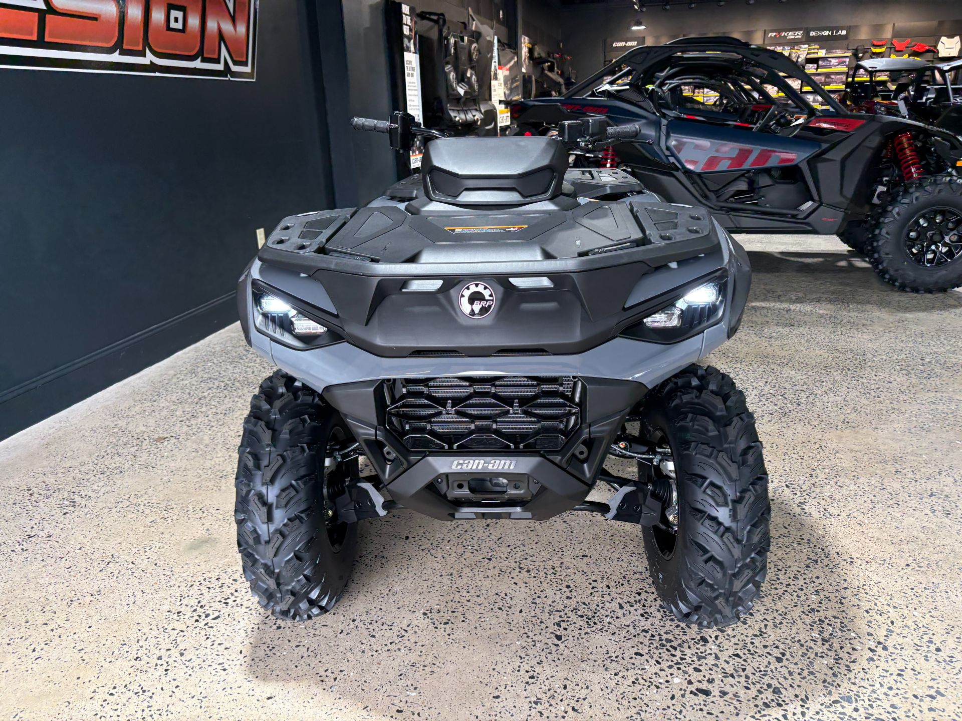 2026 Can-Am™ Outlander DPS 850 6