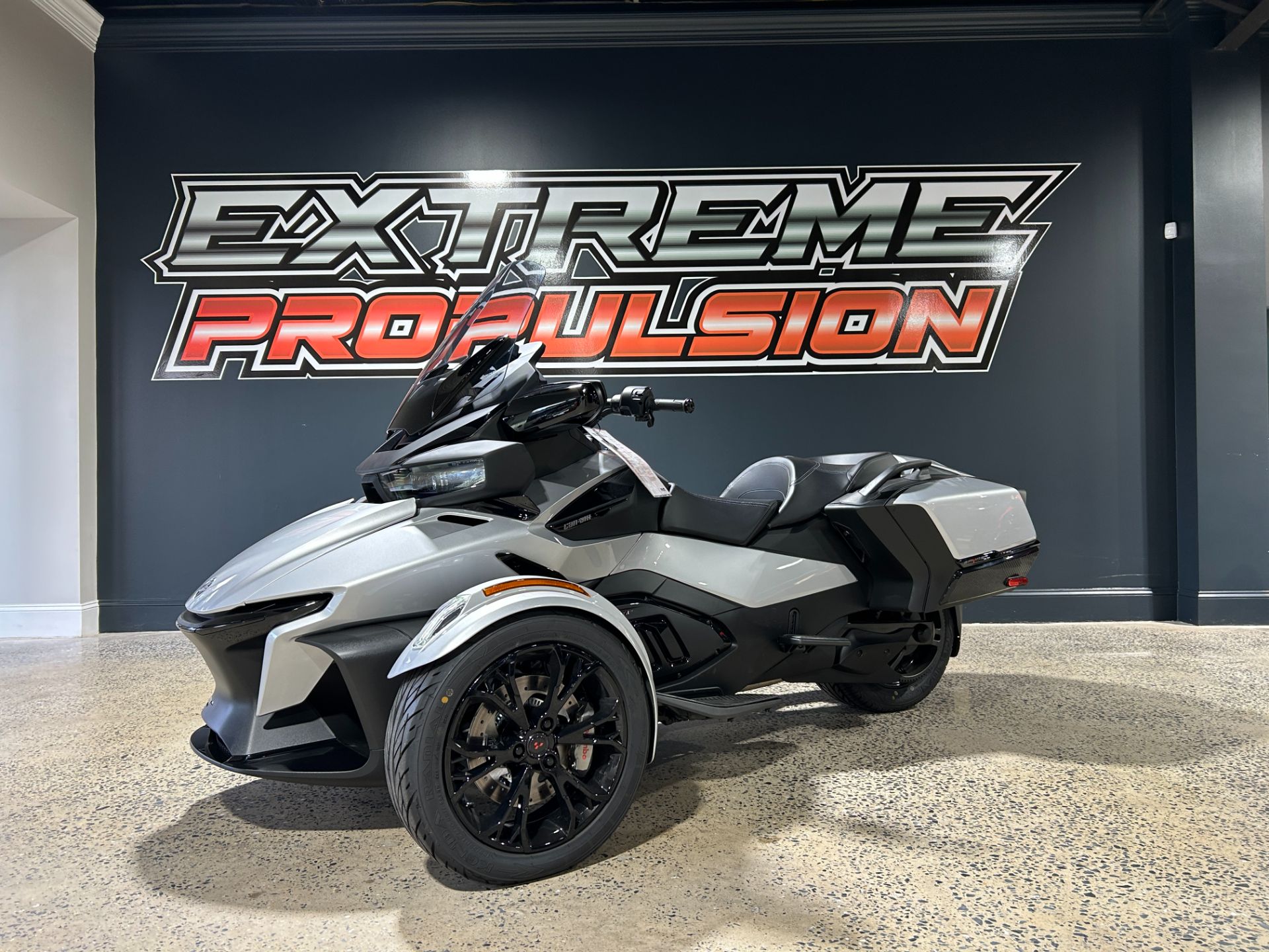 New 2024 Can-Am Spyder RT Hyper Silver | Motorcycles in