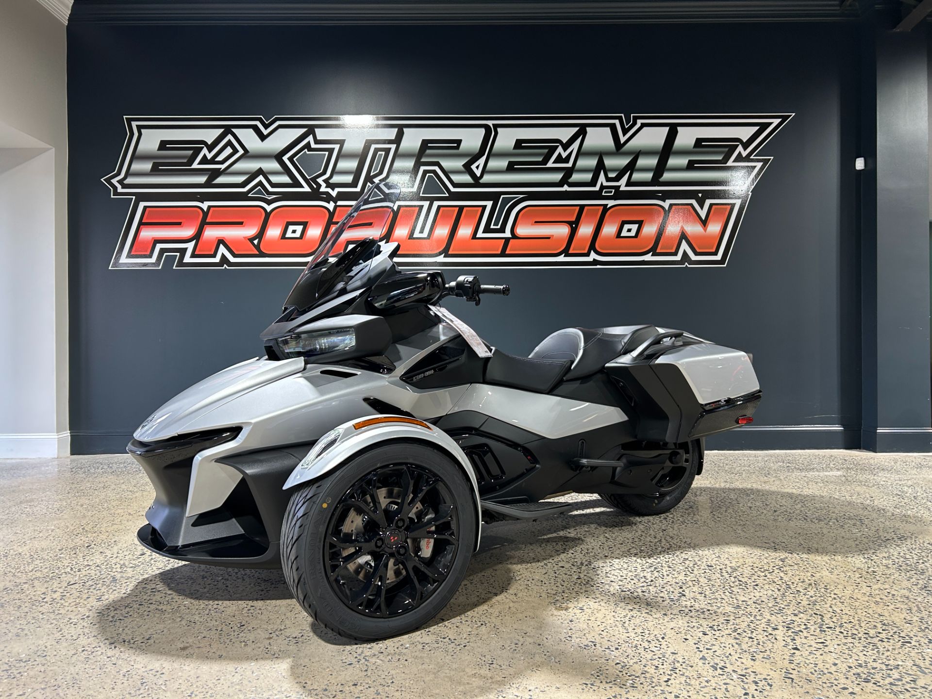 Rt Limited Spyder Motorcycle For Sale New 2024 Can-Am Spyder RT
