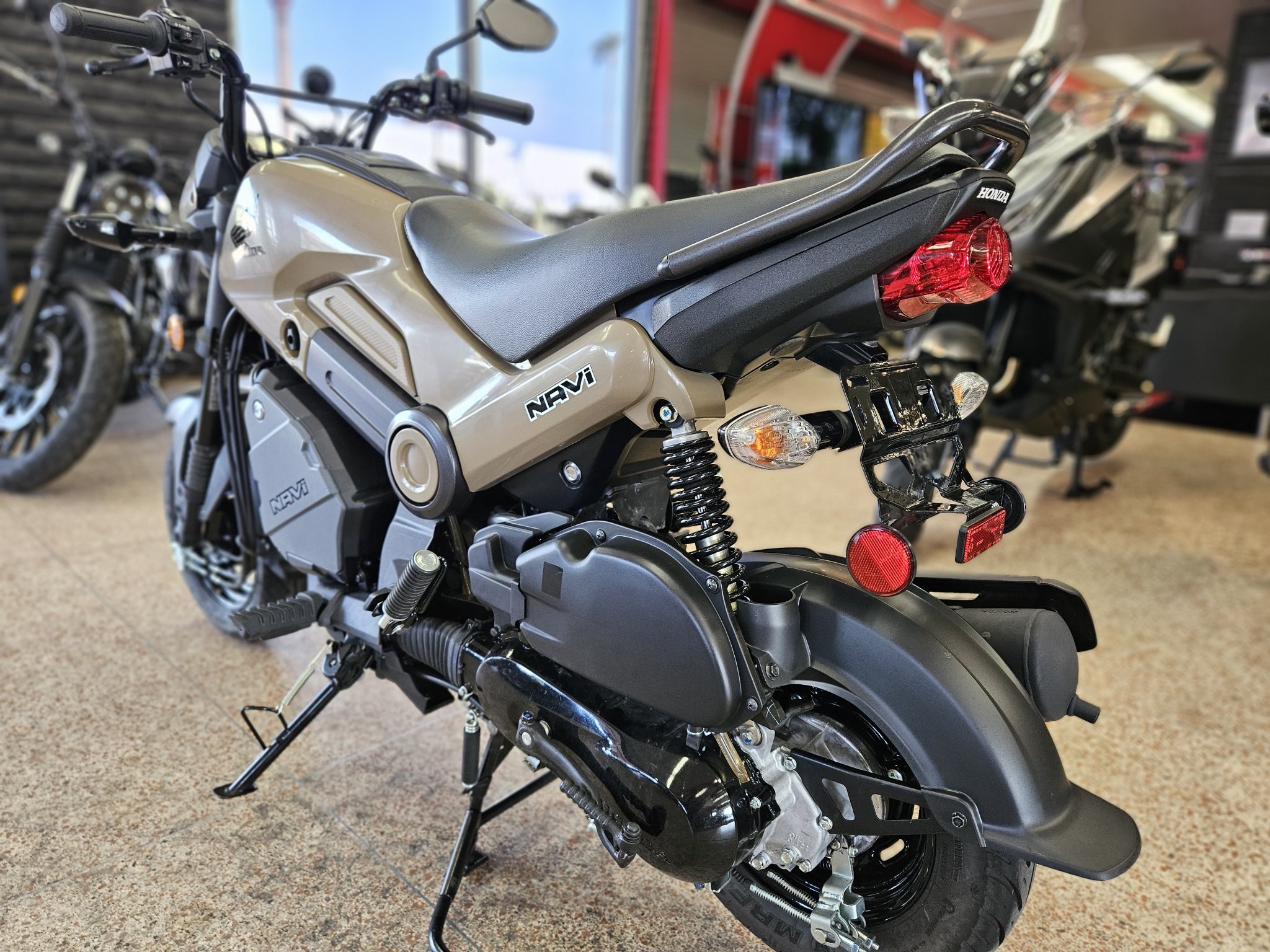 2023 Honda Navi 5