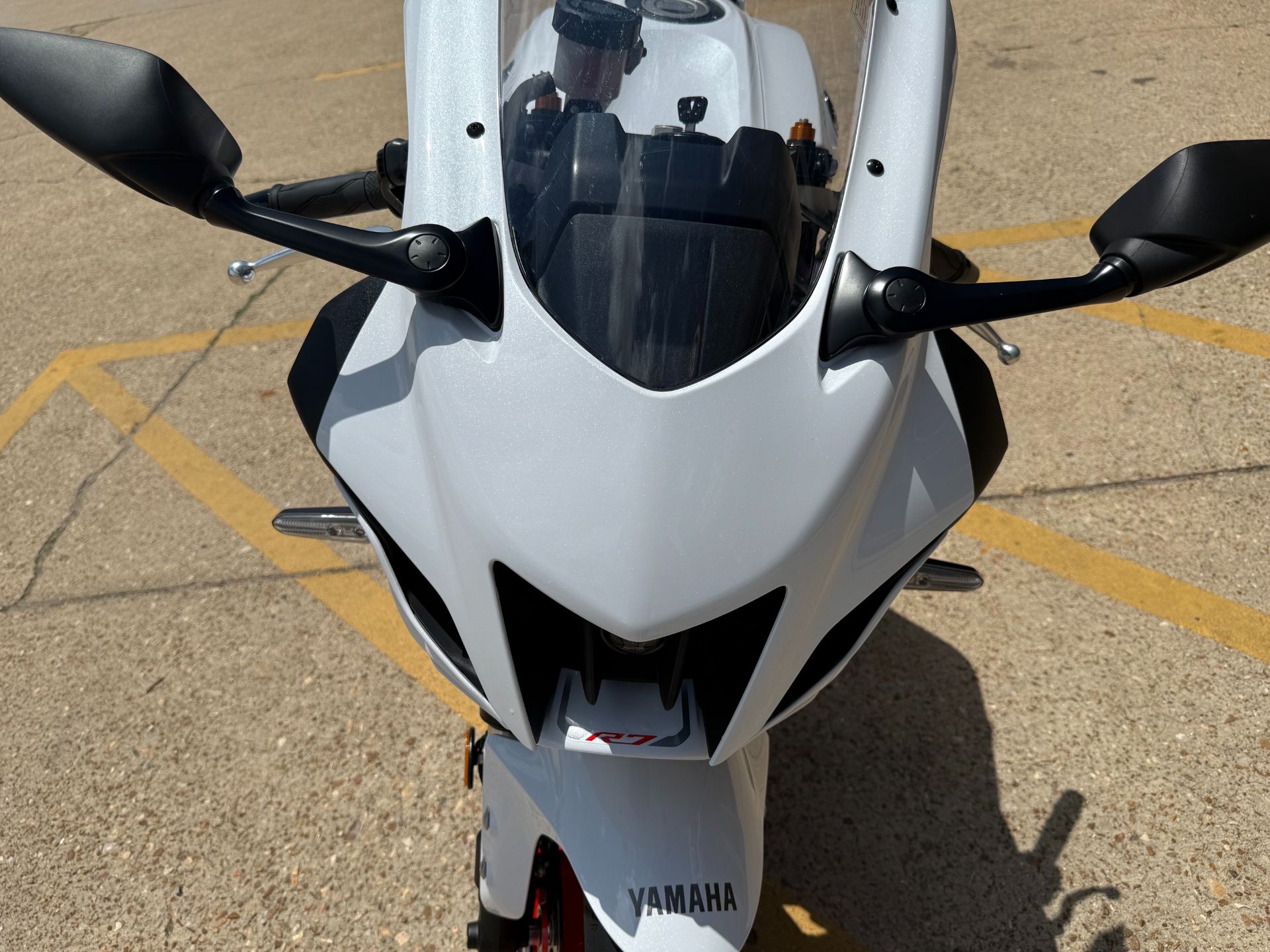 2023 Yamaha YZF-R7 8