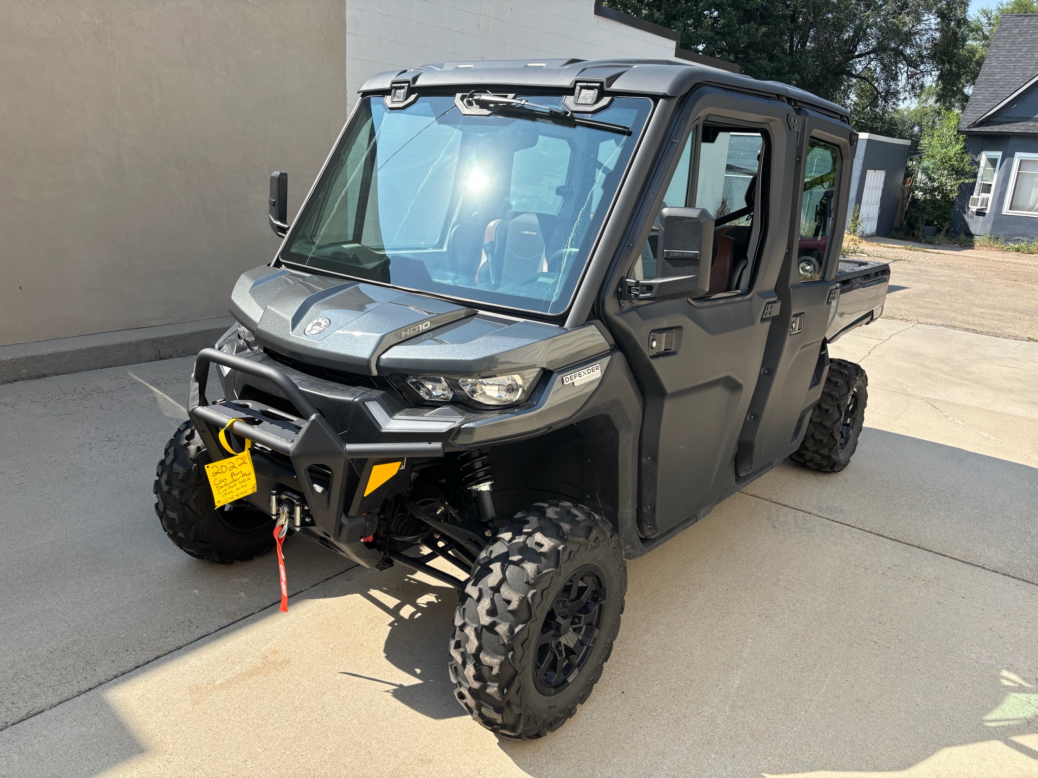 2022 Defender Max Limited CAB HD10