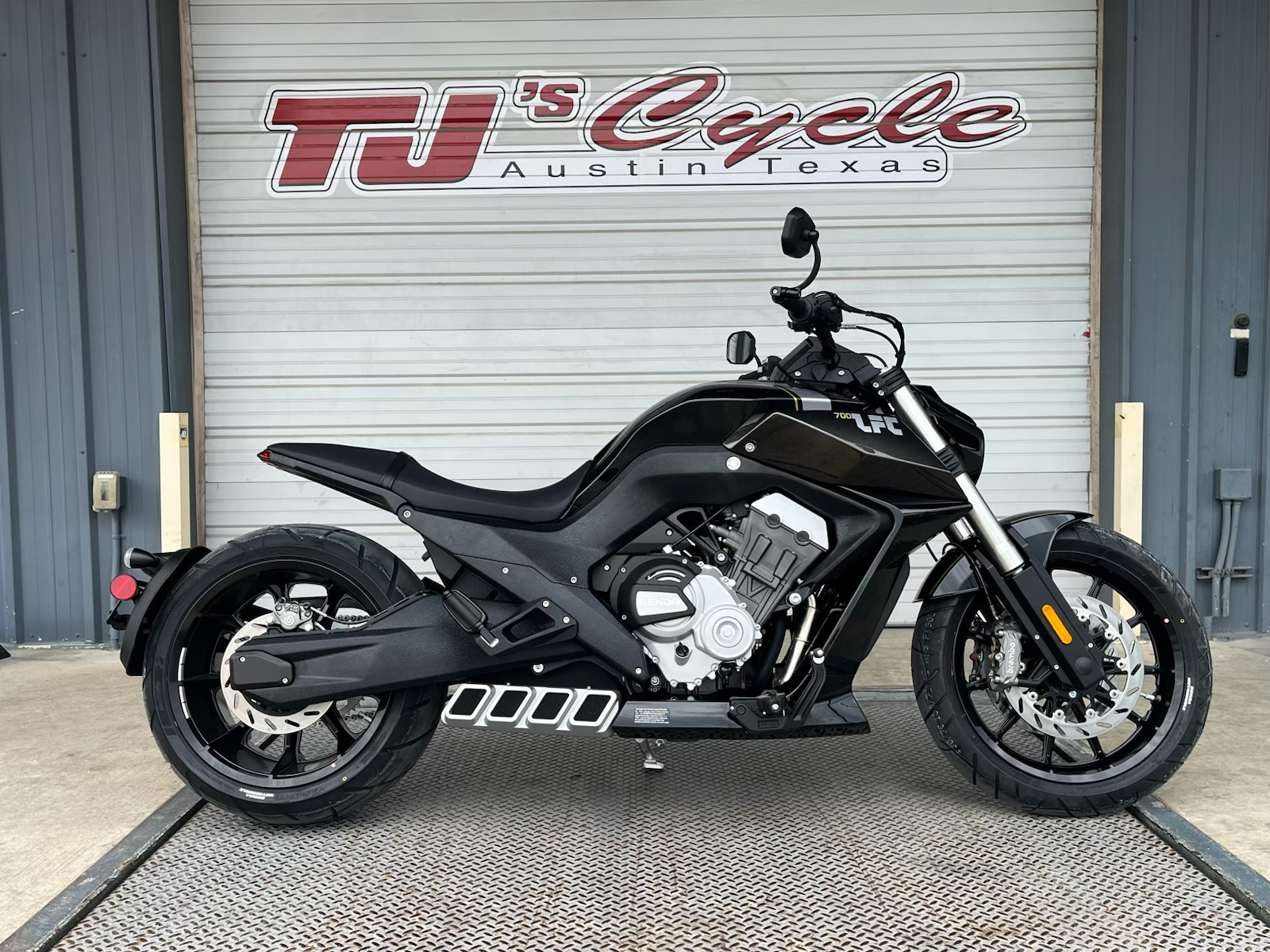 New 2026 Benda LFC700 Black | Motorcycles in Austin TX | N9523