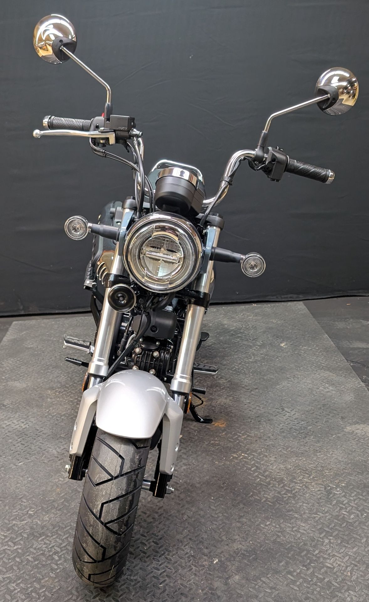 2025 Honda Dax 125 3