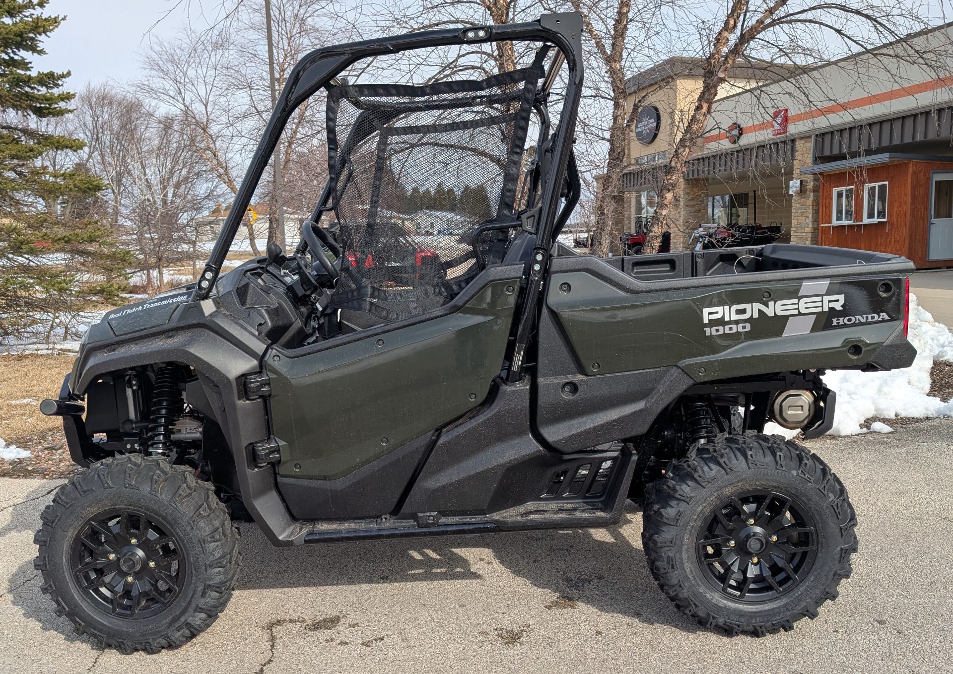 2025 Honda Pioneer 1000 Deluxe 1