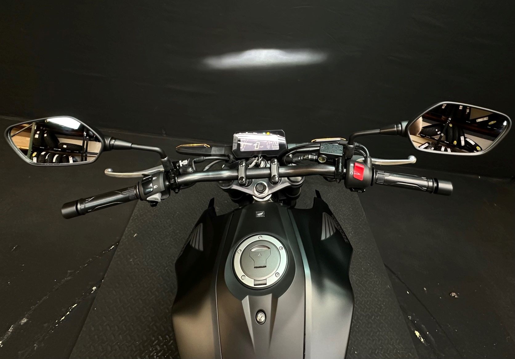 2024 Honda CB300R ABS 8