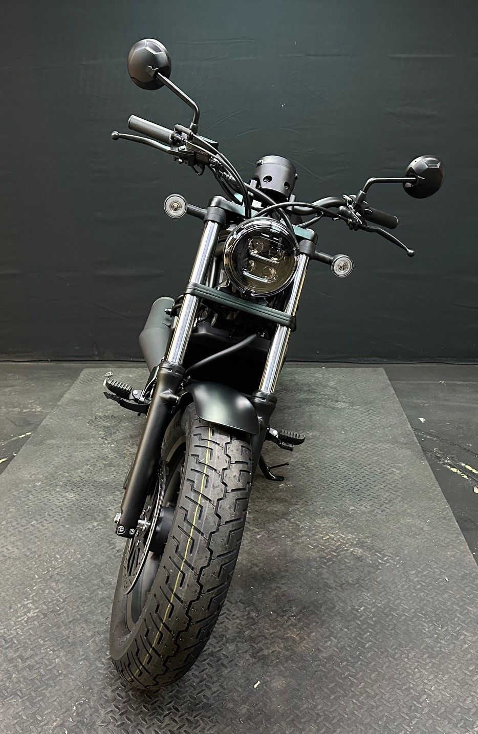 2025 Honda Rebel 300 3