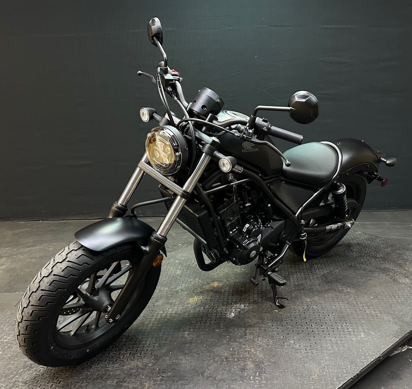 2025 Honda Rebel 300 4