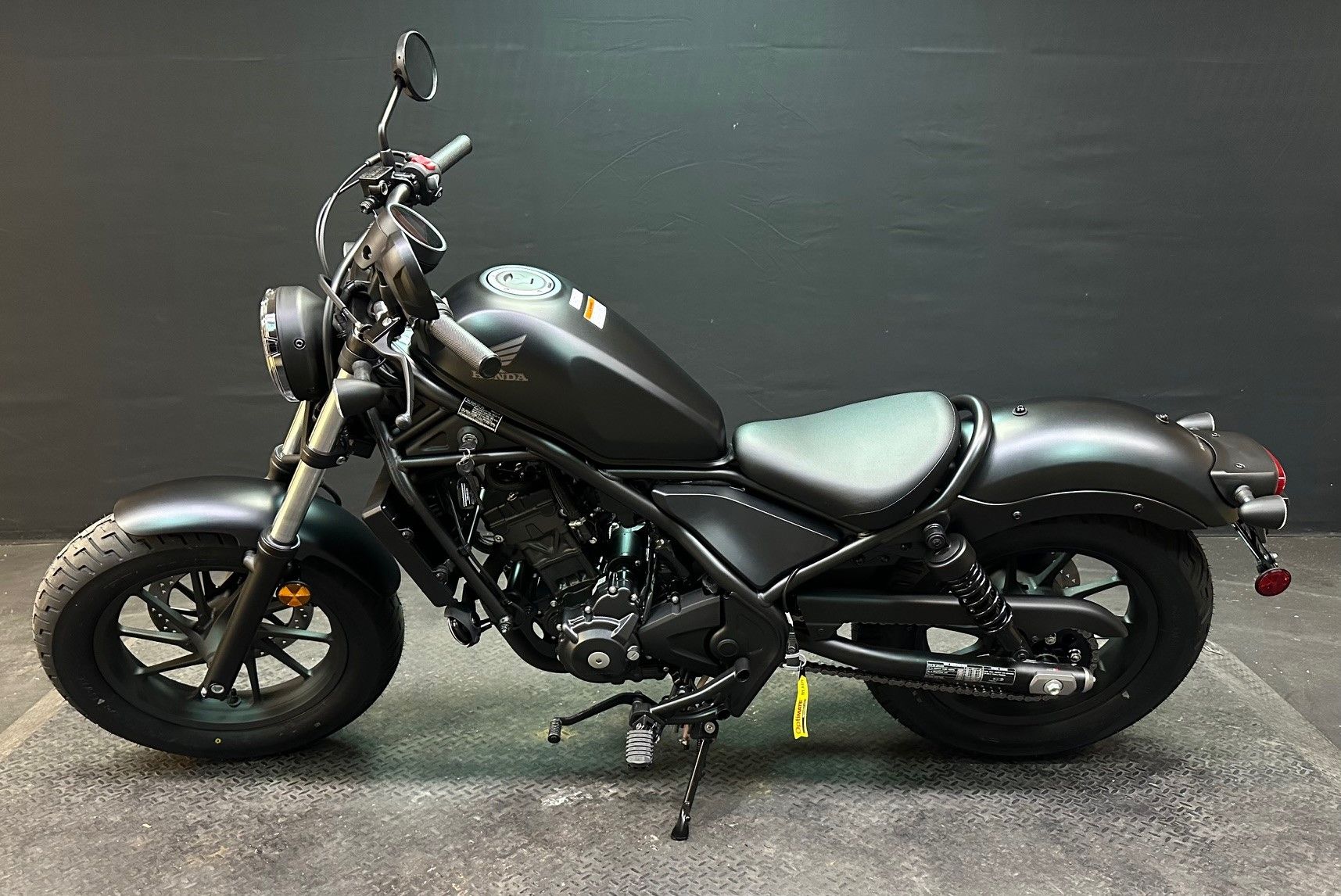2025 Honda Rebel 300 5