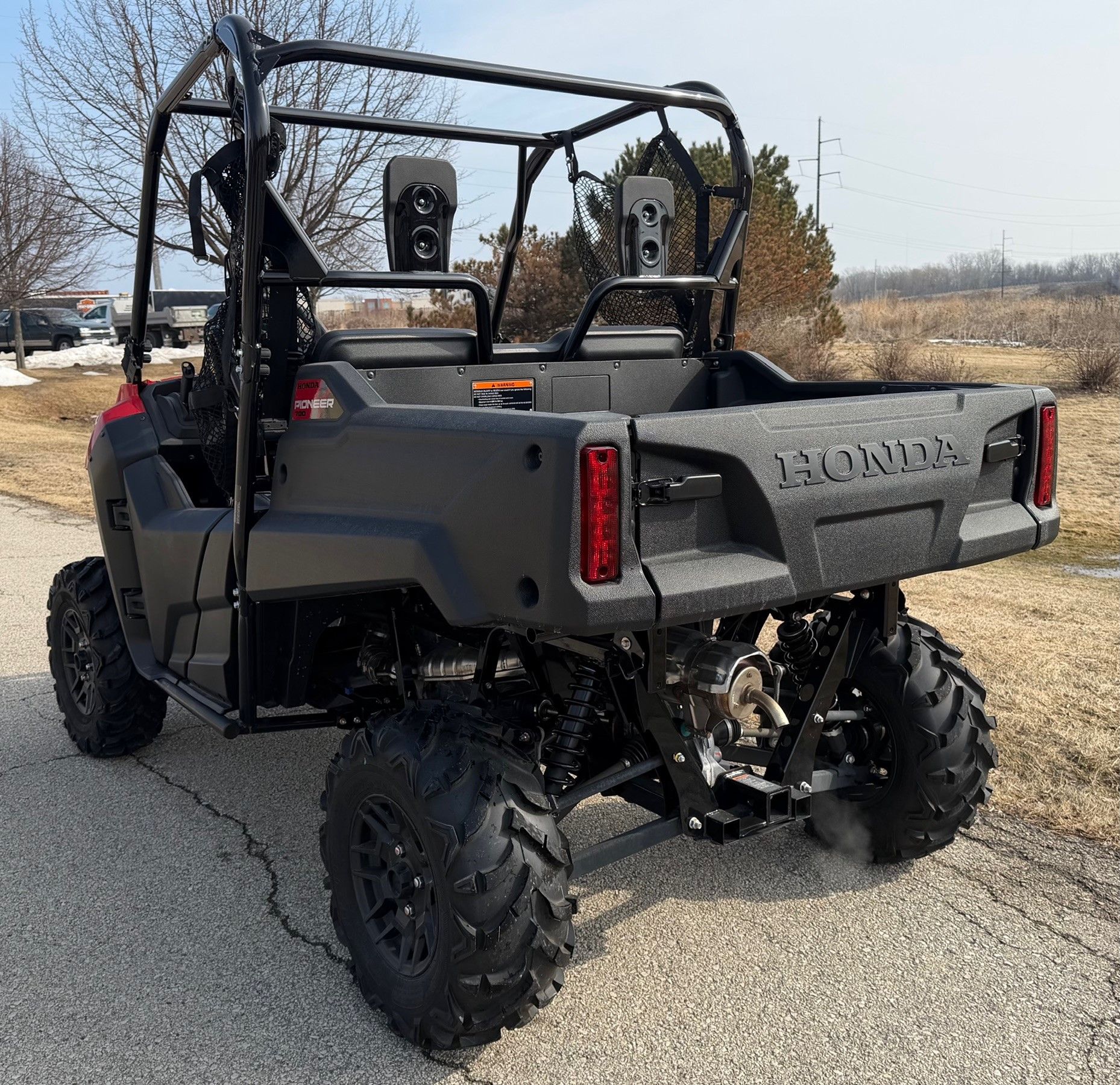 2025 Honda Pioneer 700 Deluxe 9