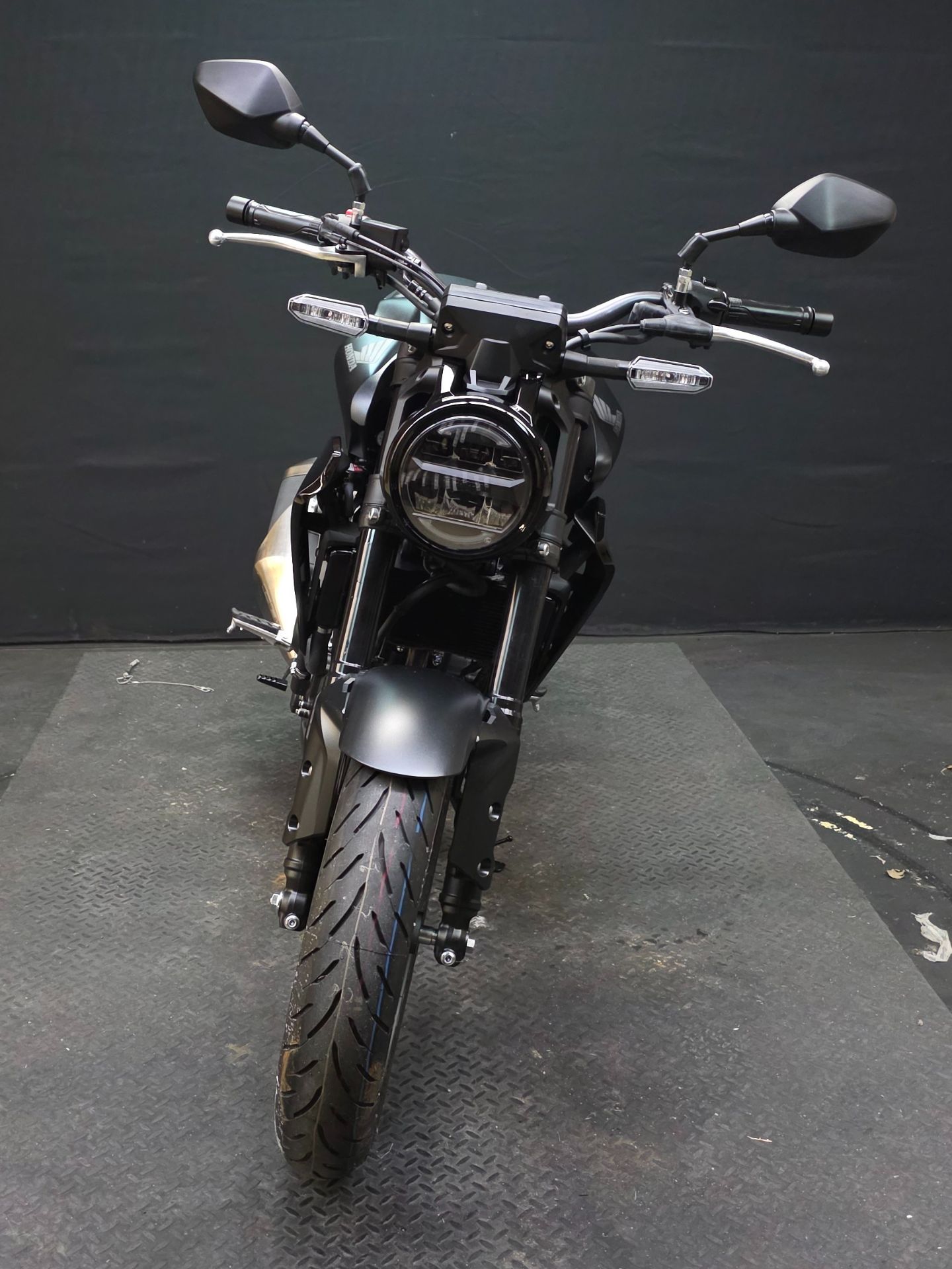 2025 Honda CB300R ABS 3